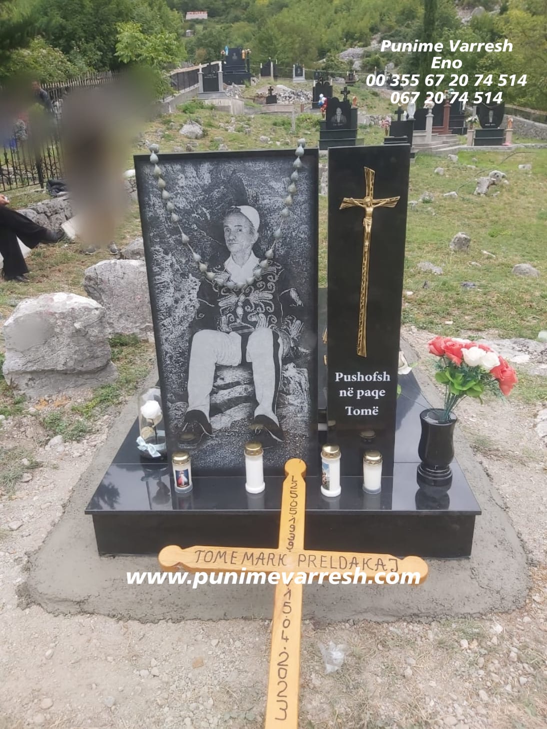 Punime Varresh Me Portret Ne Kembe Te Gdhendur Ne Granit